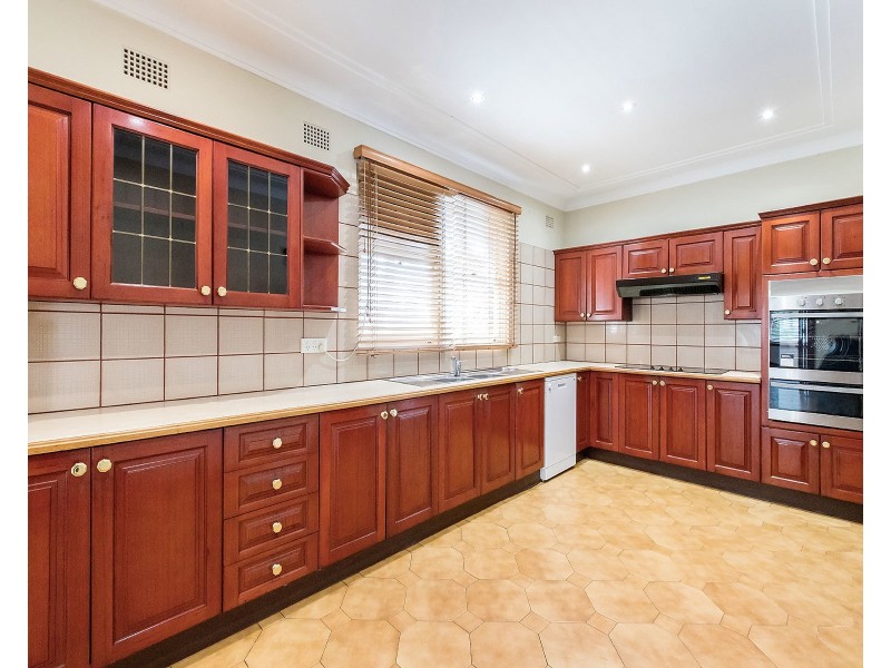 1A Wadsley Crescent, Connells Point NSW 2221