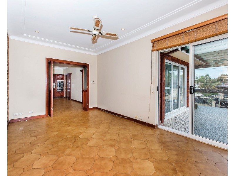 1A Wadsley Crescent, Connells Point NSW 2221