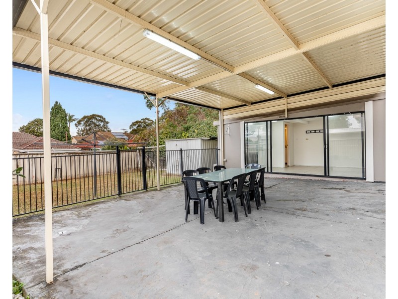 13 Balfour Road, Narwee NSW 2209