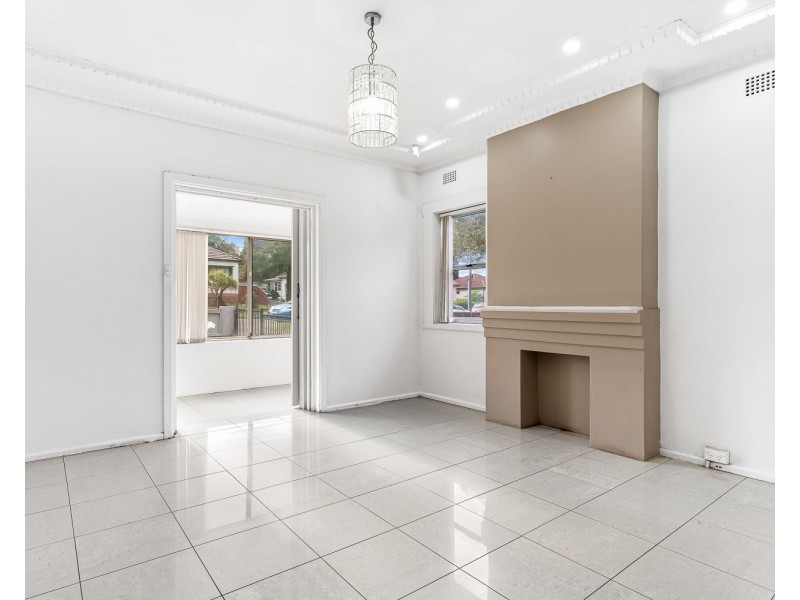 13 Balfour Road, Narwee NSW 2209