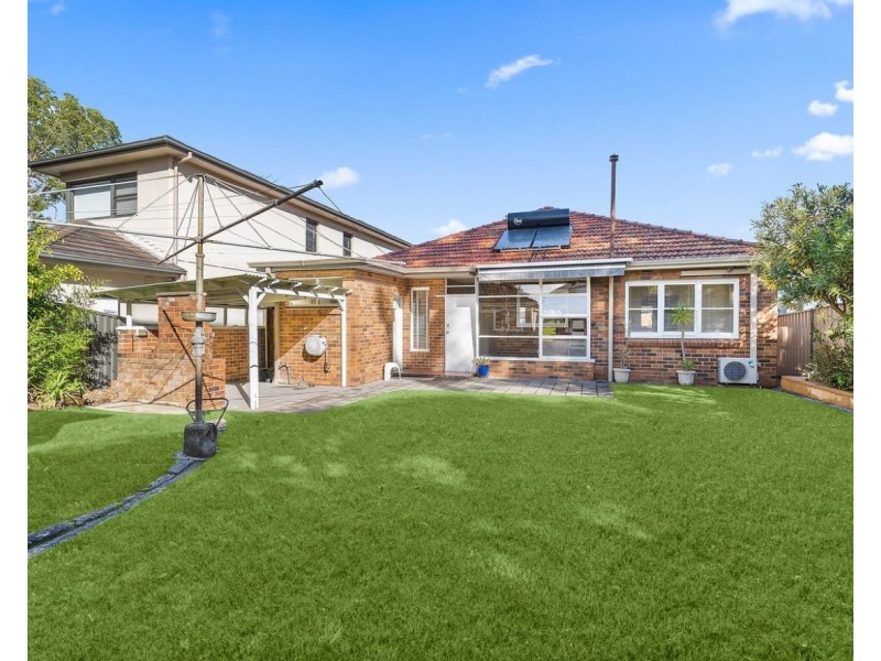 16 Taro Street, Blakehurst NSW 2221