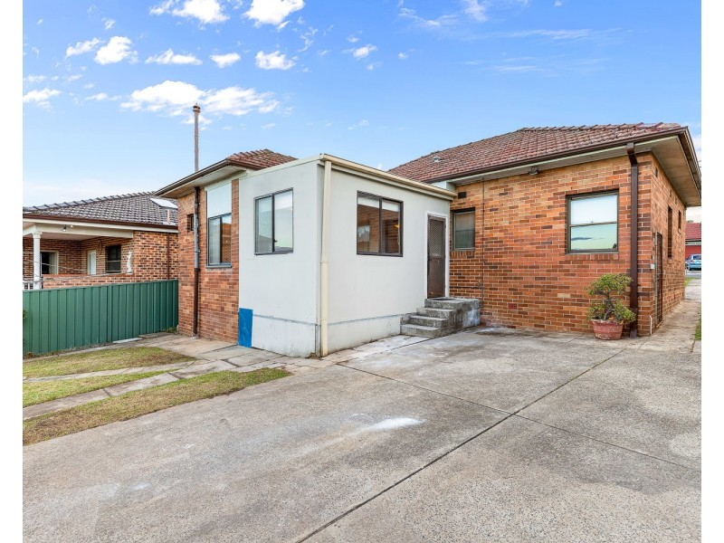 66  Pallamanna Parade, Beverly Hills NSW 2209