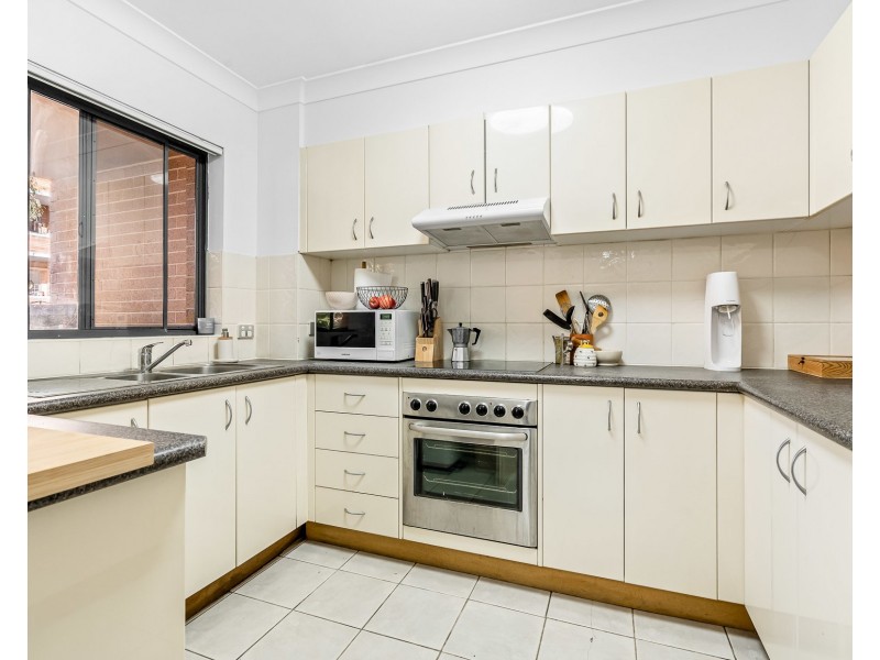 2/39 Robertson Street, Kogarah NSW 2217