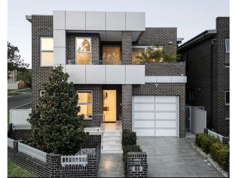 8A Salt Pan Road, Peakhurst NSW 2210