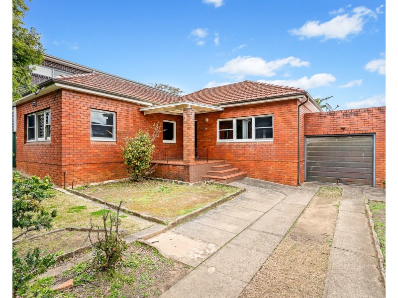 59 St Elmo Parade, Kingsgrove NSW 2208