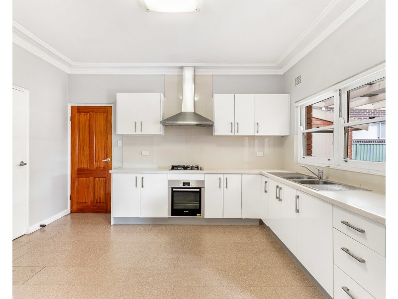 59 St Elmo Parade, Kingsgrove NSW 2208