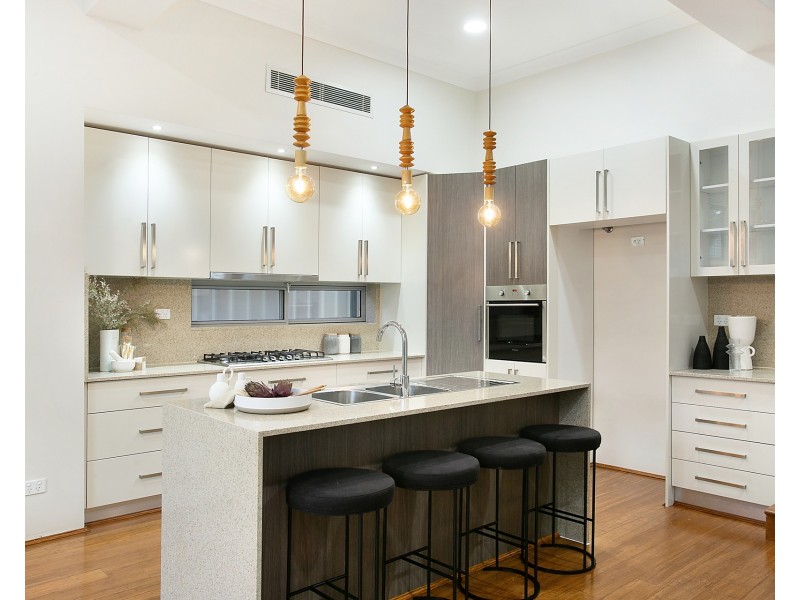 6 Woodburn Avenue, Panania NSW 2213