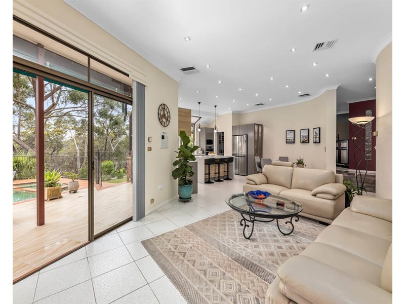 52 Ferrier Drive, Menai NSW 2234