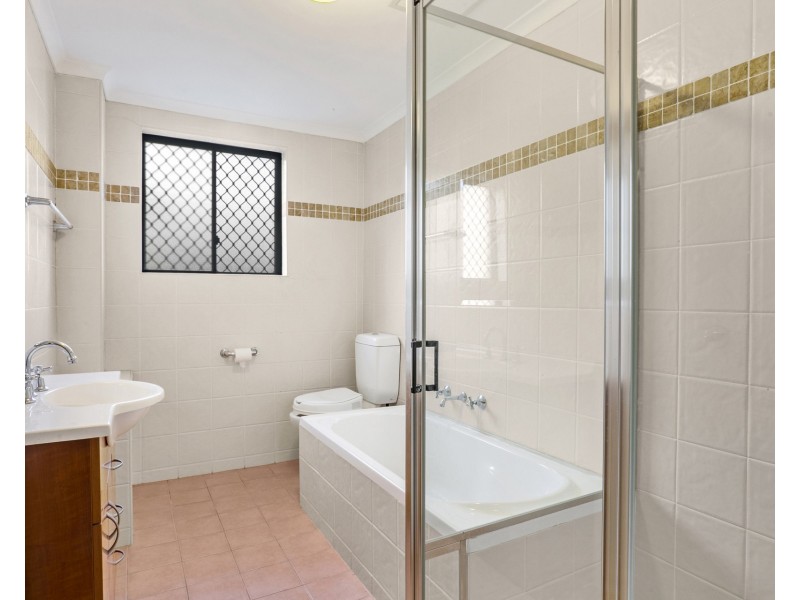 2/7 Bembridge Street, Carlton NSW 2218