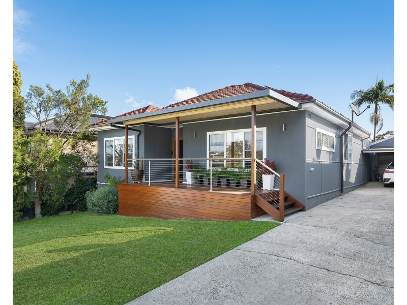 16 Tournay Street, Peakhurst NSW 2210