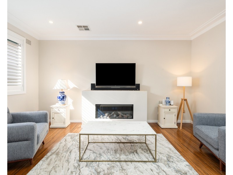 16 Tournay Street, Peakhurst NSW 2210