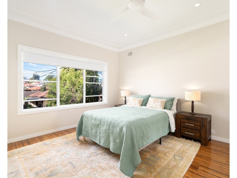 16 Tournay Street, Peakhurst NSW 2210