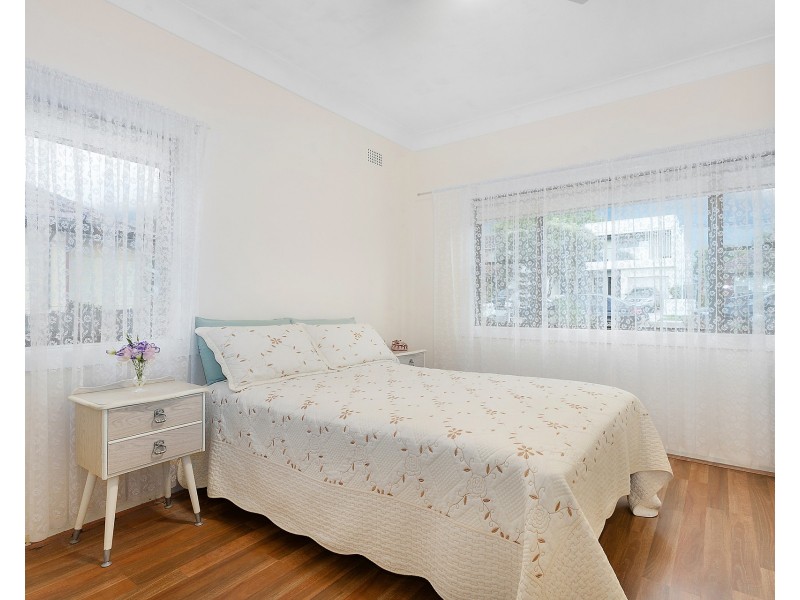 18 Rosebery Street, Penshurst NSW 2222