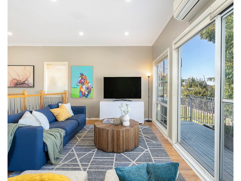 11 Knoll Avenue, Turrella NSW 2205