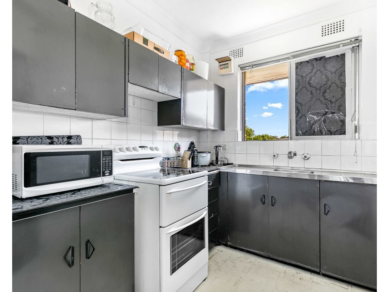 11/58-60 Myers Street, Roselands NSW 2196