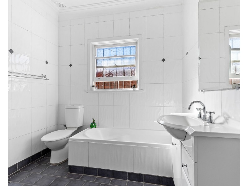 30 Vanessa Street, Beverly Hills NSW 2209