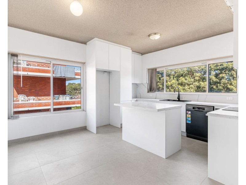 4/126 Chuter Avenue, Ramsgate Beach NSW 2217