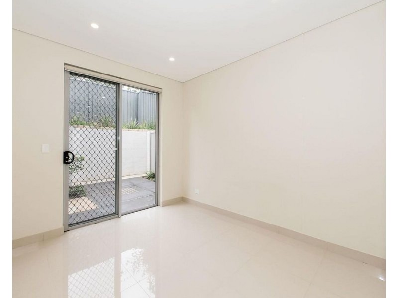 4/61-65 Trafalgar Street, Peakhurst NSW 2210