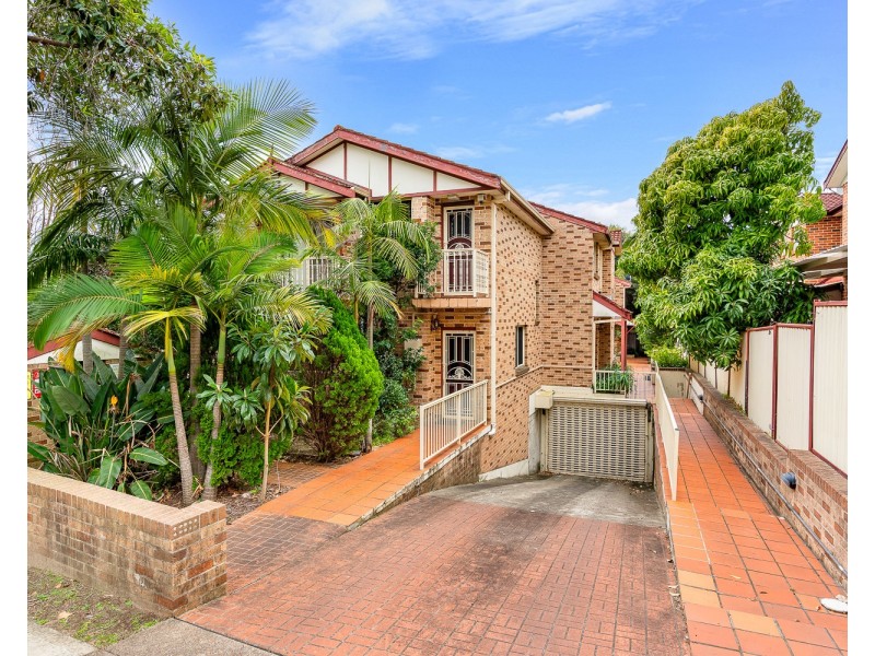 4/102 Sproule Street, Lakemba NSW 2195