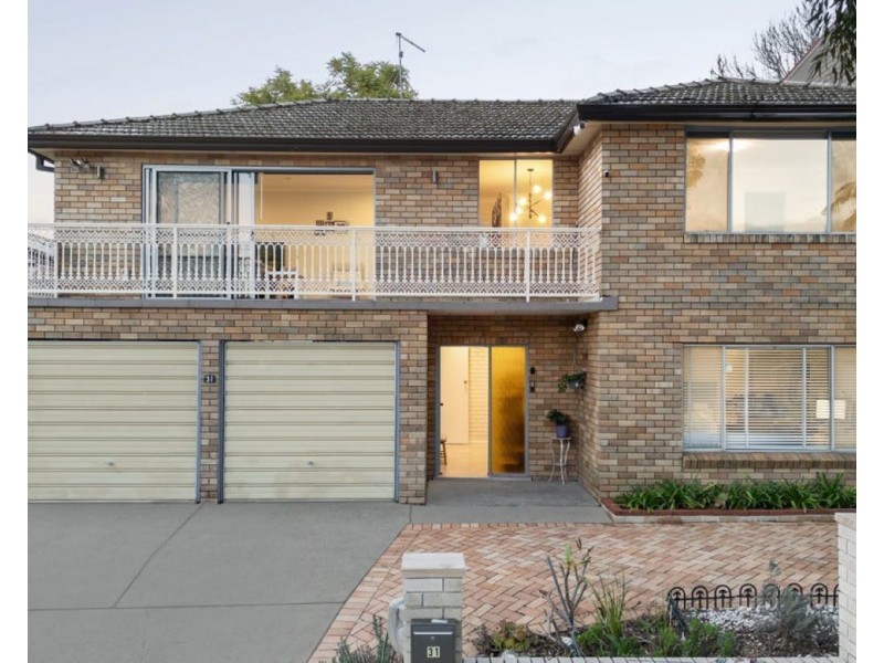 31 Jindabyne Crescent, Peakhurst Heights NSW 2210