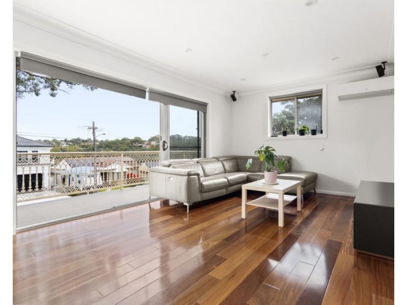 31 Jindabyne Crescent, Peakhurst Heights NSW 2210