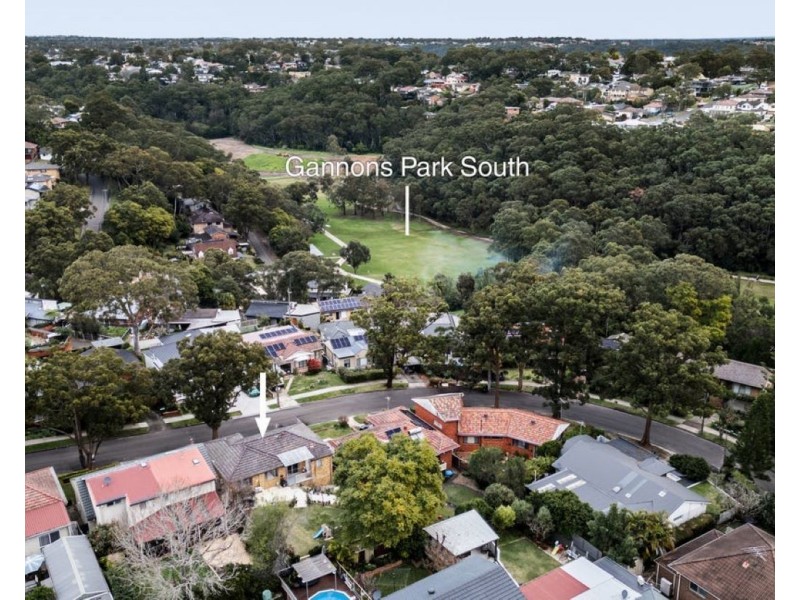 31 Jindabyne Crescent, Peakhurst Heights NSW 2210