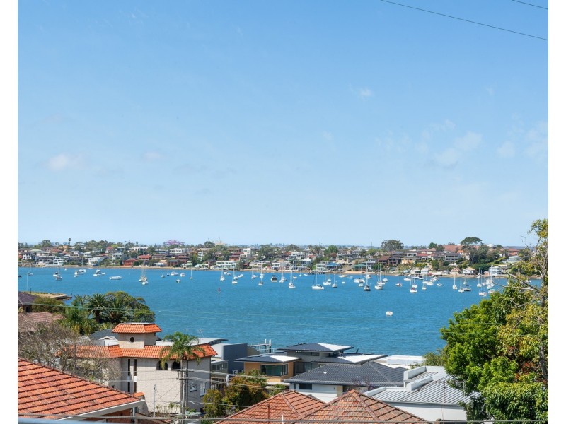 1/699 Princes Highway, Blakehurst NSW 2221