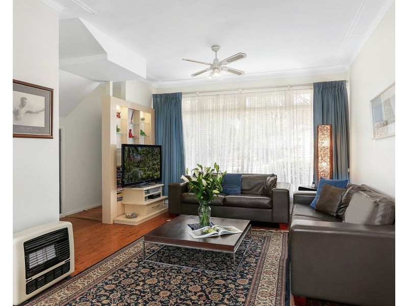 41 Acacia Road, Kirrawee NSW 2232