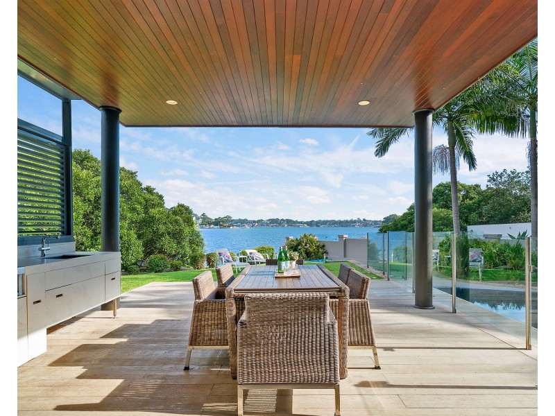 6 St Lukes Way, Kangaroo Point NSW 2224