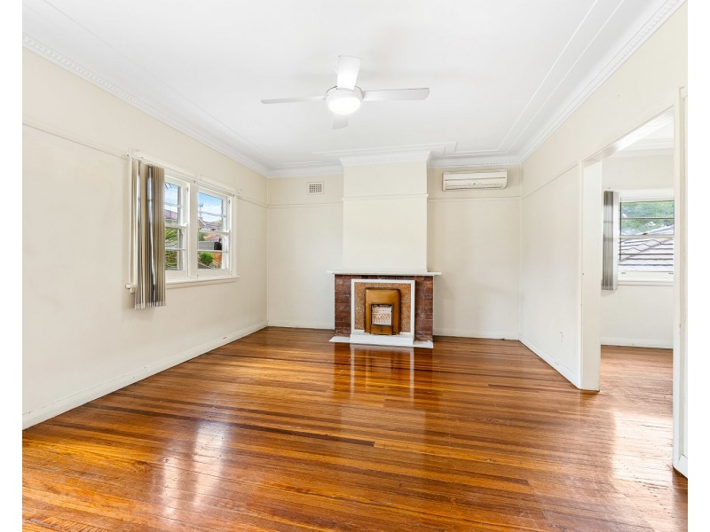 18 Rita Street, Narwee NSW 2209