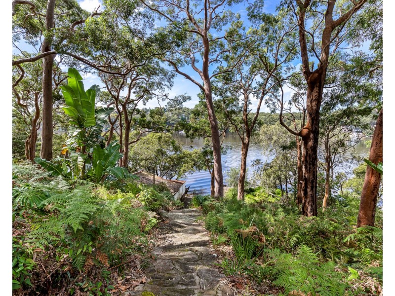 95 Woodlands Avenue, Lugarno NSW 2210