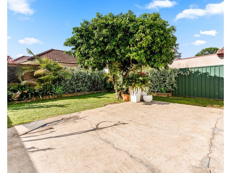 49 Cooloongatta Road, Beverly Hills NSW 2209