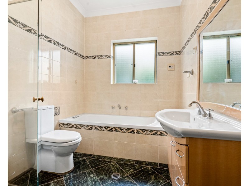 18 Ramsgate Road, Kogarah Bay NSW 2217