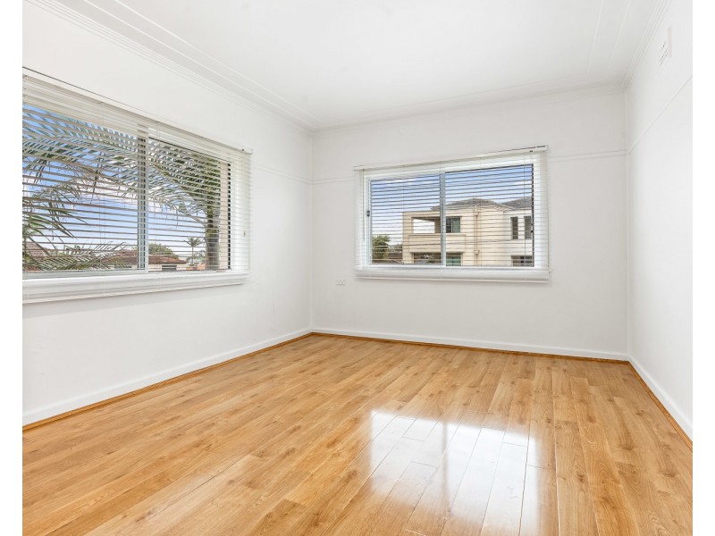 18 Ramsgate Road, Kogarah Bay NSW 2217