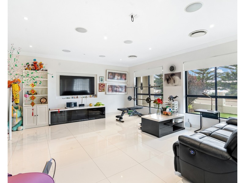 2 The Grand Parade, Brighton-le-sands NSW 2216