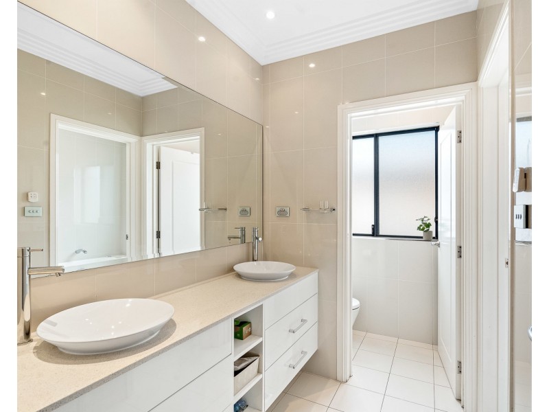 2 The Grand Parade, Brighton-le-sands NSW 2216