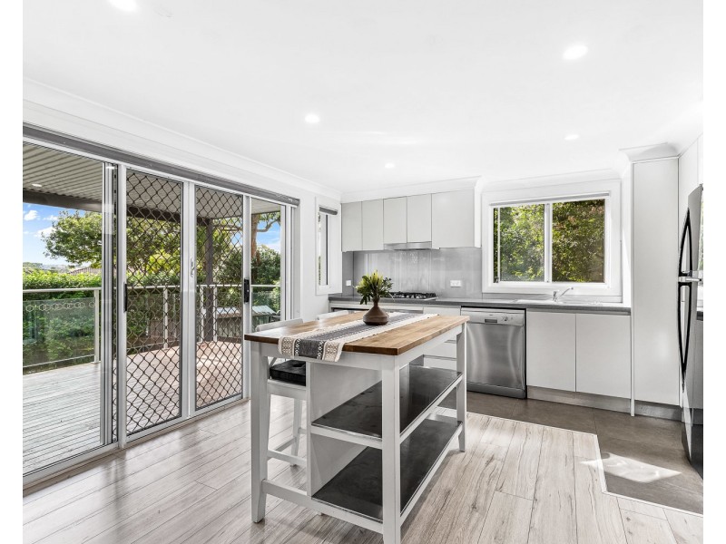 3 Gnarbo Avenue, Carss Park NSW 2221