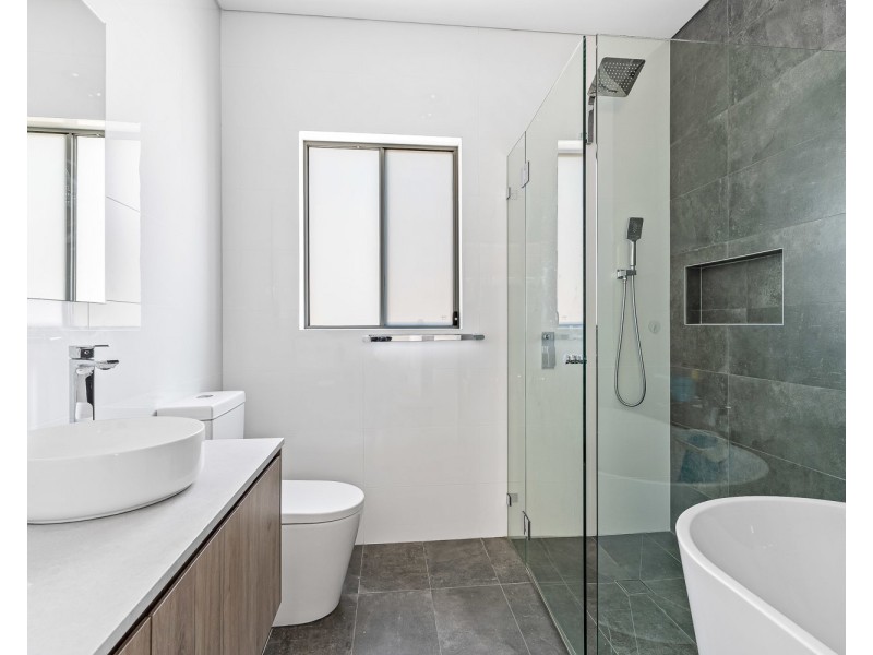 14 Roselands Avenue, Roselands NSW 2196