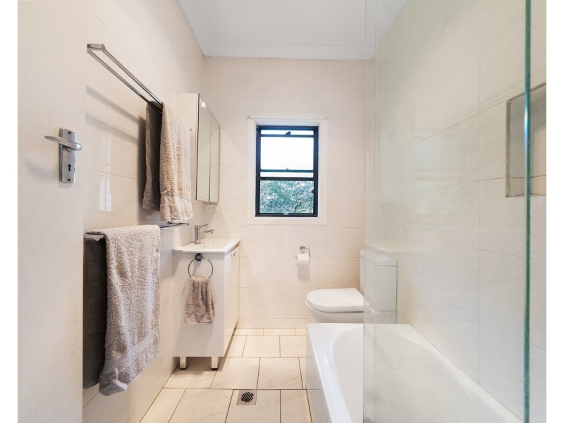 21 Sandakan Road, Revesby Heights NSW 2212