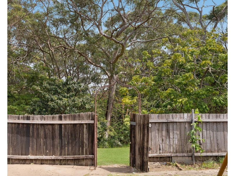 21 Sandakan Road, Revesby Heights NSW 2212