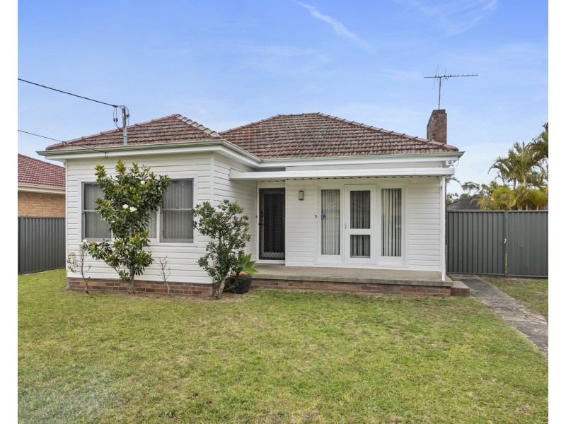 5 Quest Avenue, Yowie Bay NSW 2228