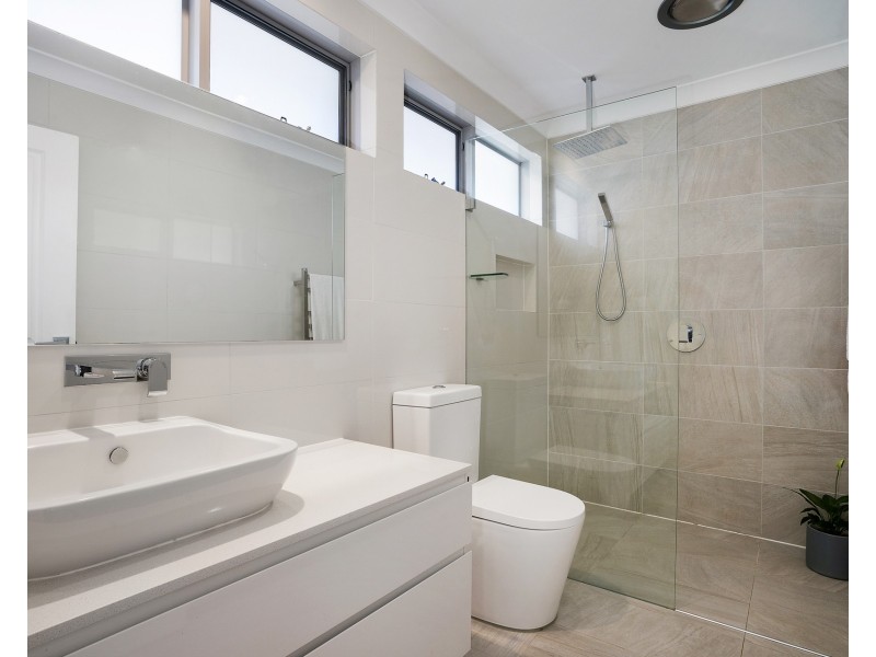 4 Paroo Avenue, Sylvania Waters NSW 2224