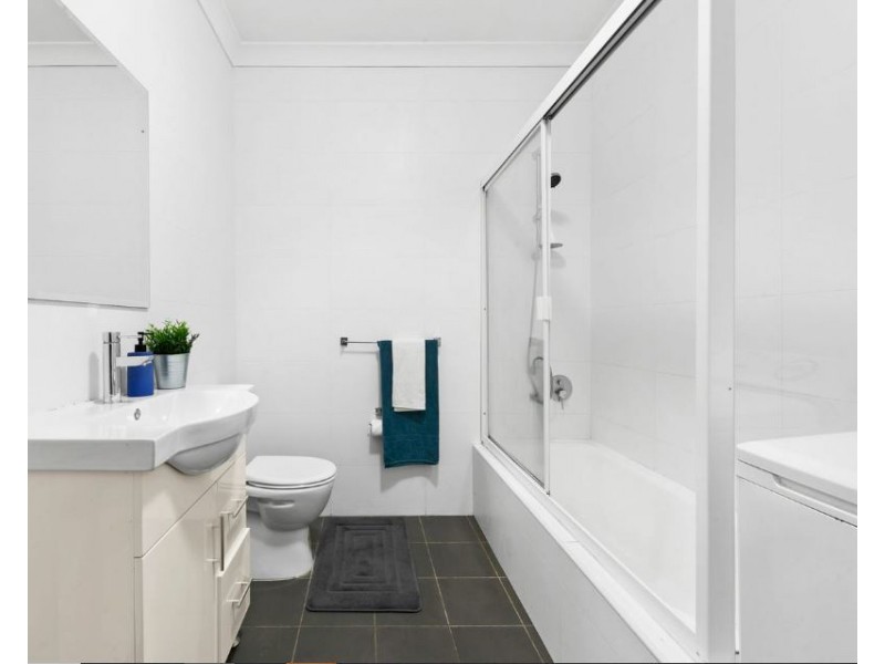 17/165 Clyde Street, Granville NSW 2142