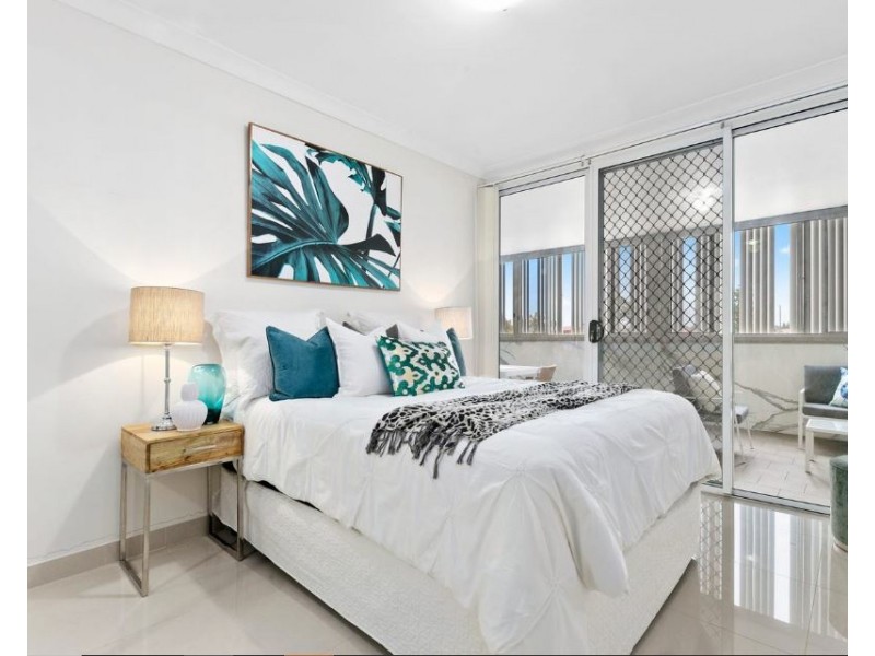 17/165 Clyde Street, Granville NSW 2142