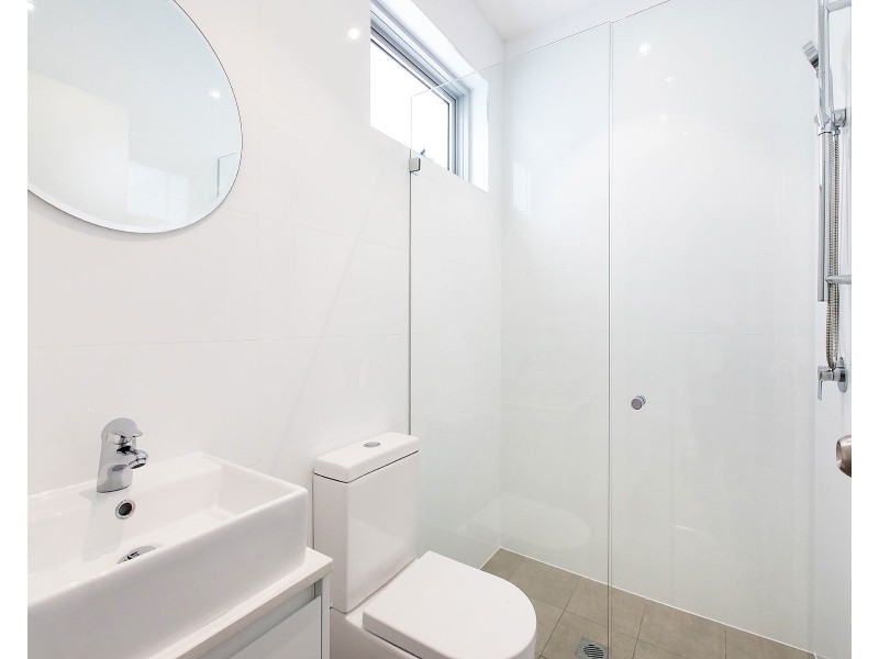 2/33 Hampden Street, Beverly Hills NSW 2209