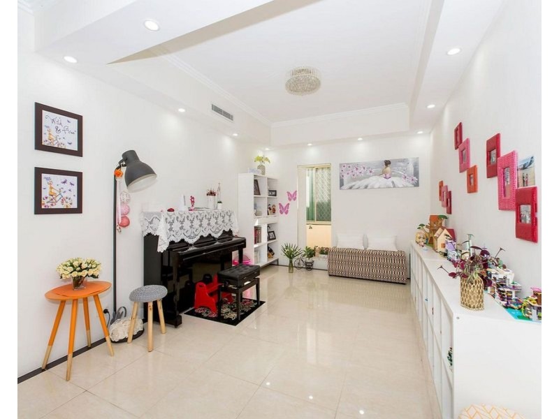 10 Hardiman Place, South Hurstville NSW 2221