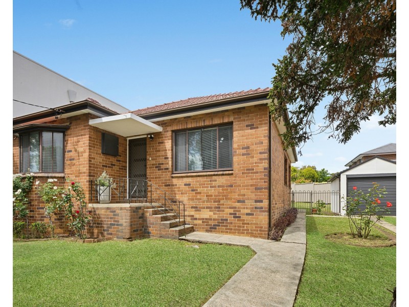 41 Chisholm Avenue, Clemton Park NSW 2206