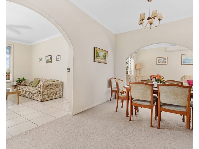 12 Rainbow Parade, Peakhurst Heights NSW 2210