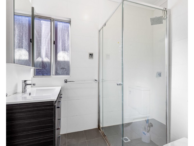 33 Beaconsfield Street, Revesby NSW 2212