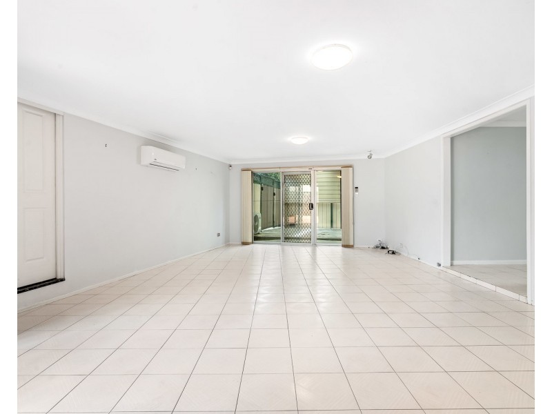 7 Briar Place, Georges Hall NSW 2198